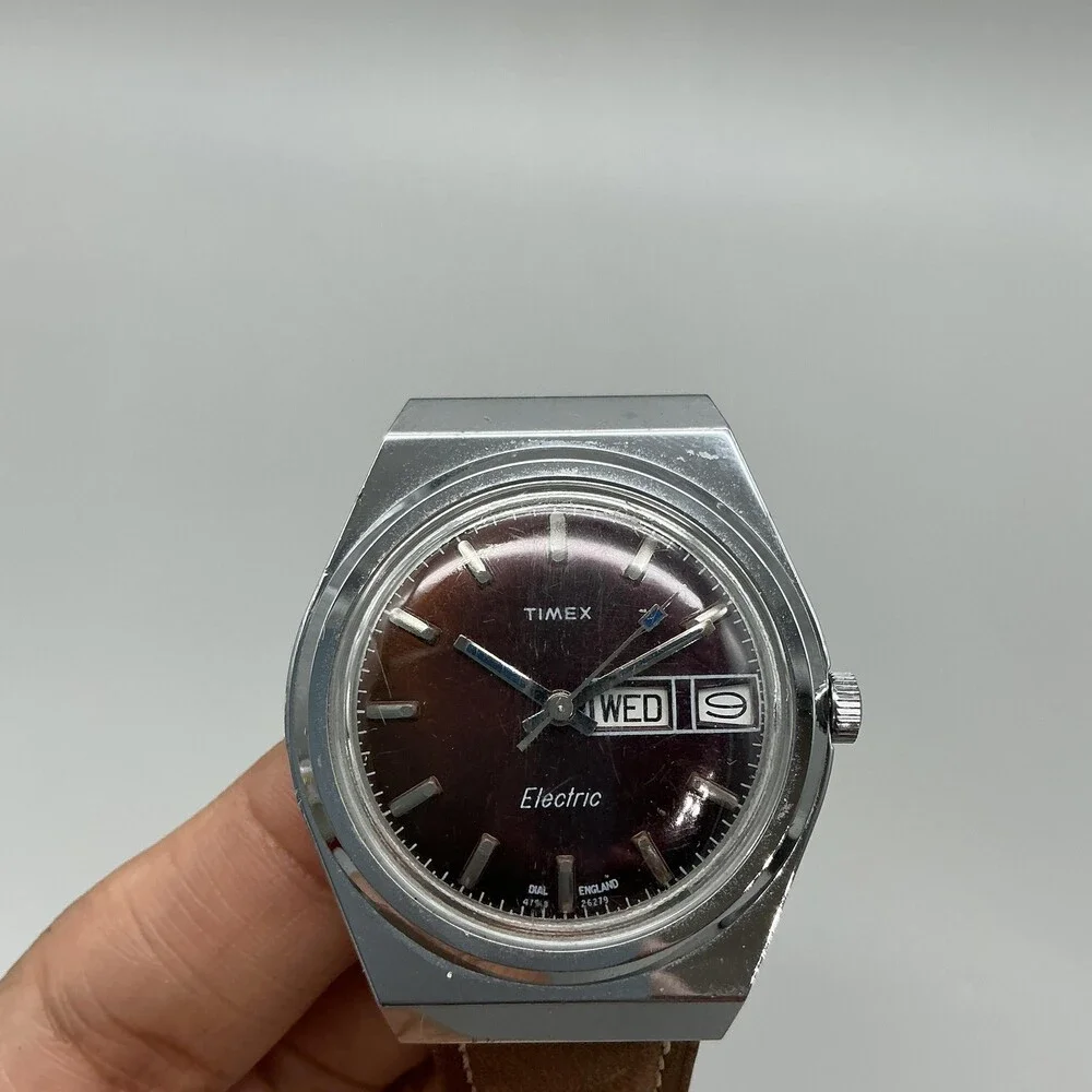 Vintage 1970s Timex Electric Mens Watch 38mm Brown Dial Day Date Leather Strap